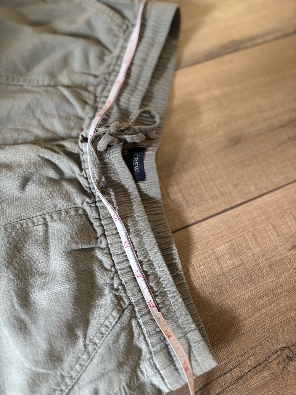 J. Crew Women's Olive and Mustard Drawstring Athletic Shorts Small - Picture 5 of 5